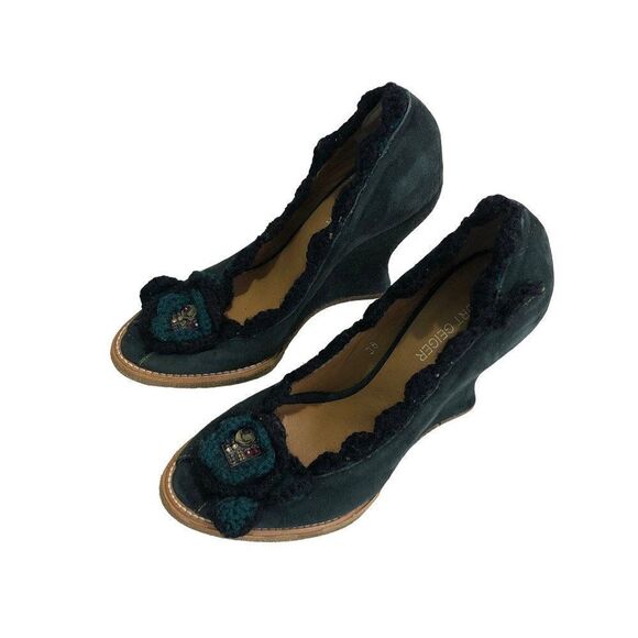 Kurt Geiger London Boho Crotchet Trim Velvet Wedge Heels Shoes - Picture 6 of 10